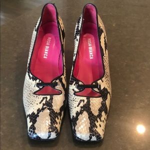 Vintage snakeskin pump, size 39